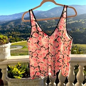 Sweetheart Roses Summer Top 🥀